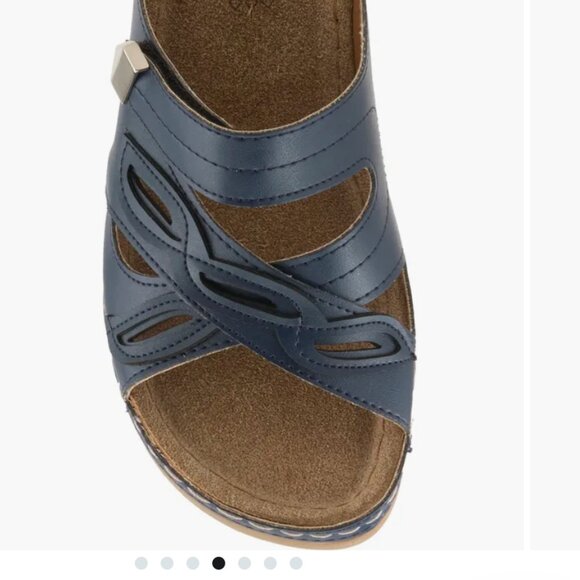 New with box. Cutout Slide Sandal (Women) Flexus by Spring Step - Picture 2 of 7